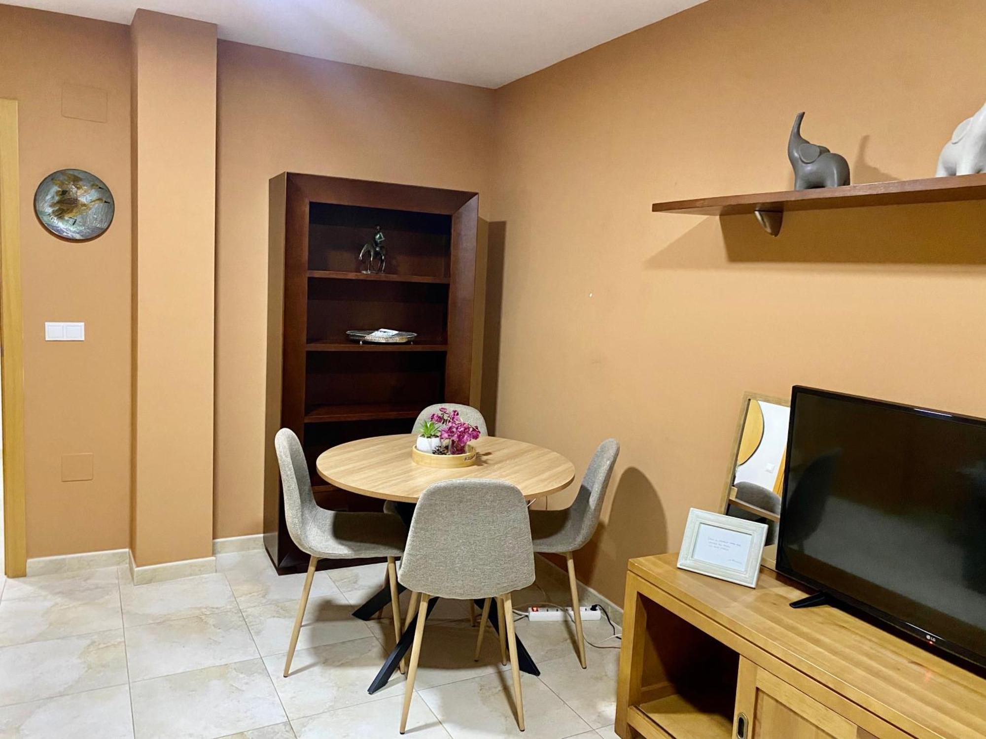 House Apartament *