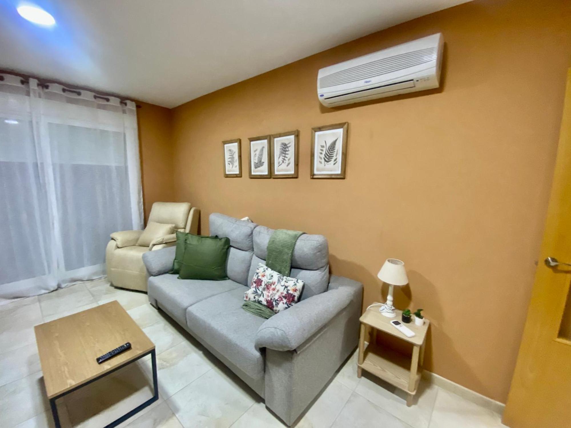 Apartament House *