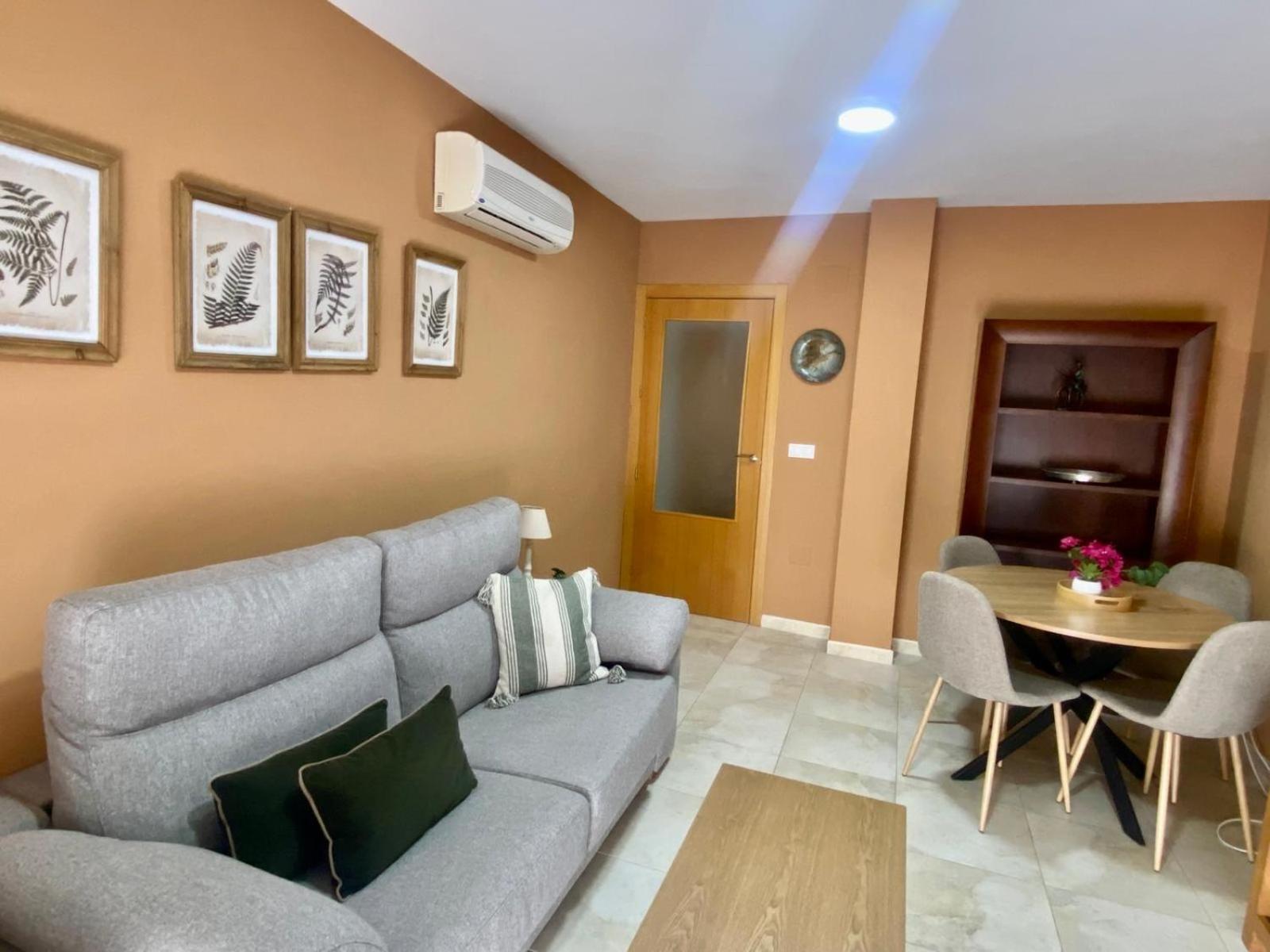 House Apartment *